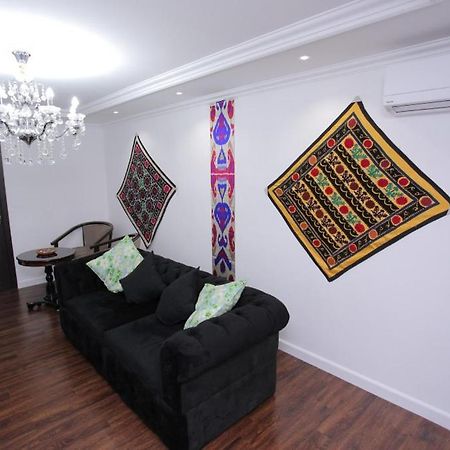 Overlooking Registan Square Luxury 2 Bedrooms Apartment Samarkand Exterior photo